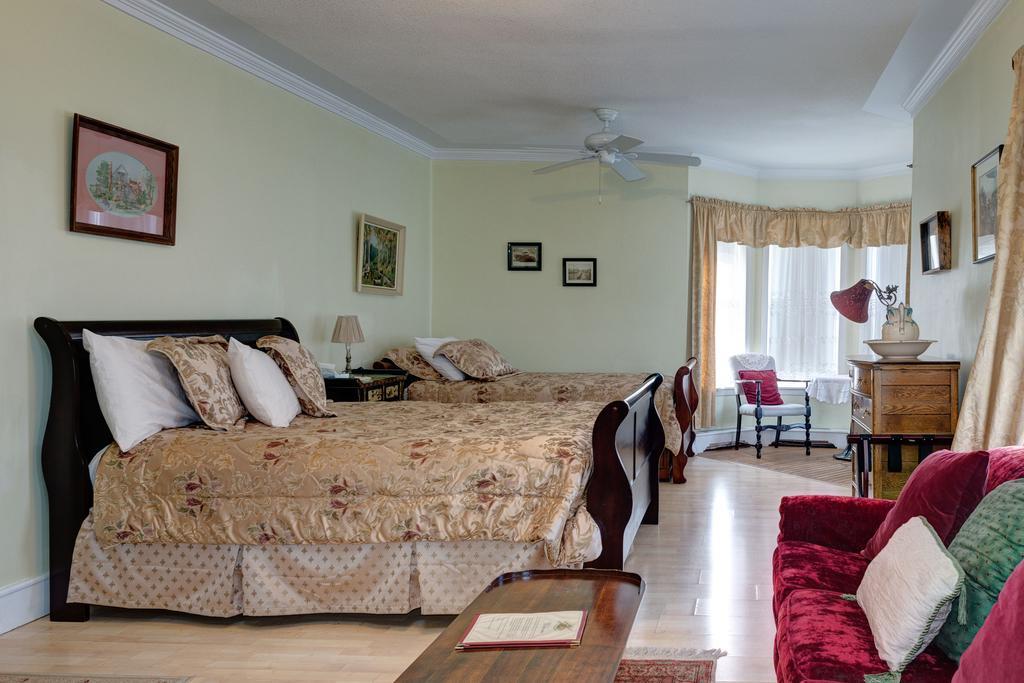 Country Encounters Accommodations Coleman Room photo